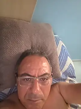 Snapshot of abdelhak33 chatting on 21, 3, 2026 abdelhak33 online show from 21, 3, 2026