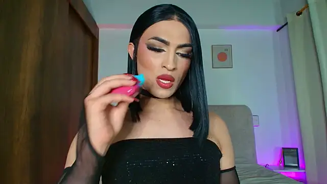 Snapshot of KarolPorttela chatting on 3, 10, 2025 KarolPorttela online show from 3, 10, 2025