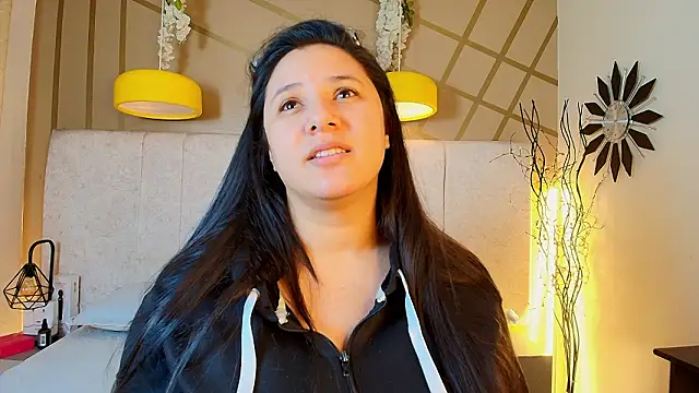 Snapshot of frreeya chatting on 3, 3, 2026 frreeya online show from 3, 3, 2026