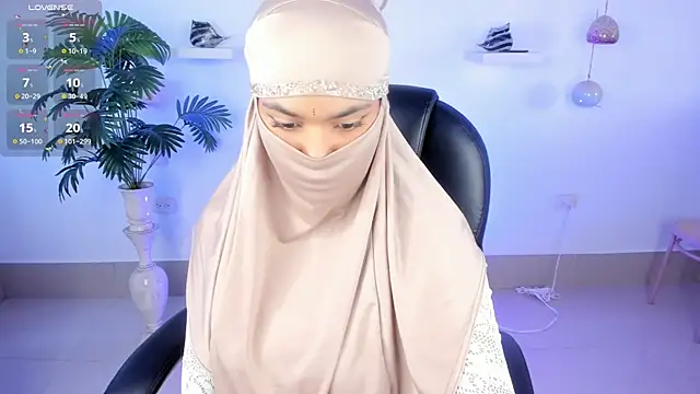 Snapshot of saray_halam chatting on 8, 9, 2025 saray halam online show from 8, 9, 2025