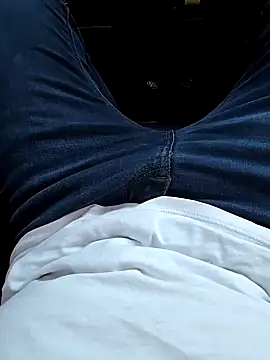 Snapshot of THOMS-90 chatting on 16, 1, 2025 THOMS-90 online show from 16, 1, 2025