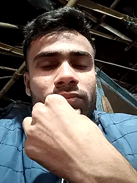 Skinny Bigass 23 online show from 19, 2, 2025