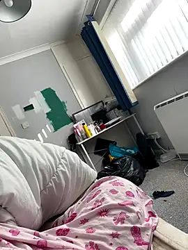 Snapshot of AmberTaylorXxx chatting on 11, 9, 2025 AmberTaylorXxx online show from 11, 9, 2025