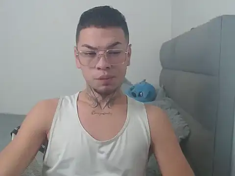 MarceloMilk online show from 15, 9, 2025