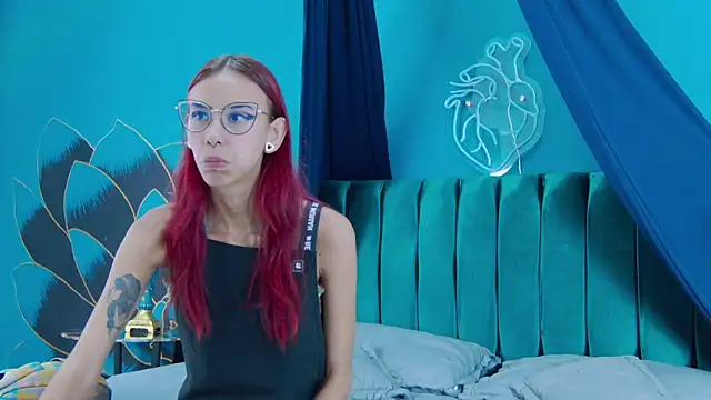 Snapshot of Lunamistyc chatting on 11, 11, 2025 Lunamistyc online show from 11, 11, 2025