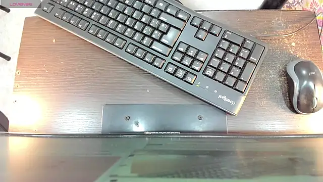 ariana crazzy online show from 13, 1, 2025