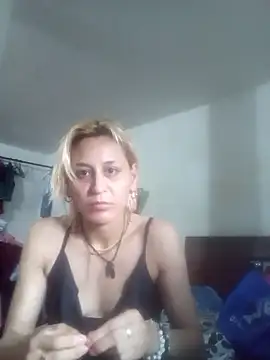 Snapshot of ariana_crazzy chatting on 24, 2, 2026 ariana crazzy online show from 24, 2, 2026