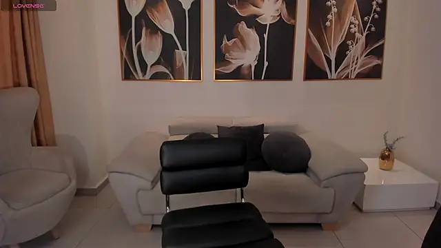 AlinaKravitz online show from 8, 2, 2025