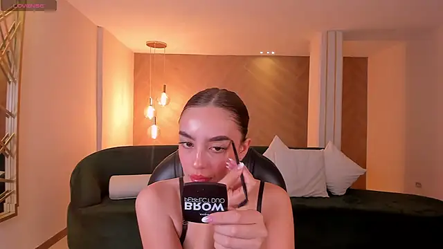 KaiaFerreira online show from 17, 2, 2025