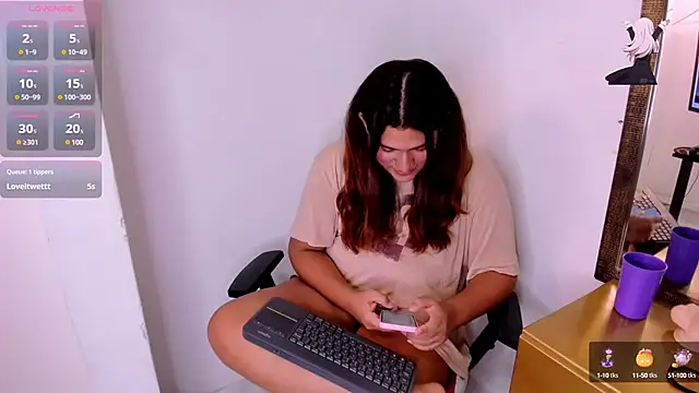 Valery Maravilla  online show from 14, 12, 2024