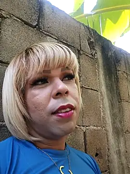 blondebitchlitle online show from 15, 12, 2025