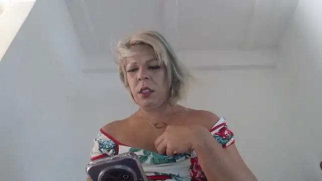 blondebitchlitle online show from 9, 1, 2026