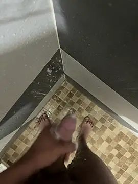 Snapshot of mylovetr1 chatting on 12, 2, 2025 mylovetr1 online show from 12, 2, 2025