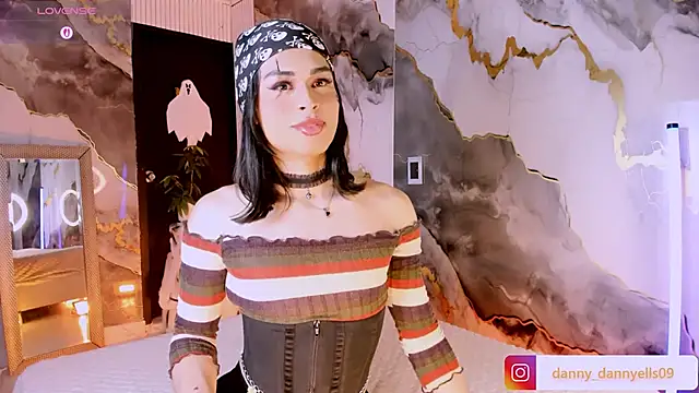 sweet dannyfem online show from 30, 10, 2025