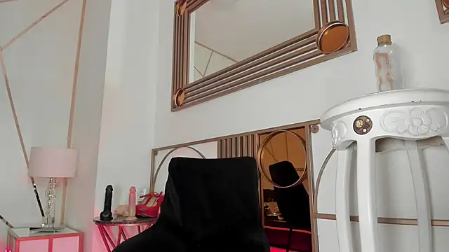 Charlie Doll online show from 6, 3, 2025