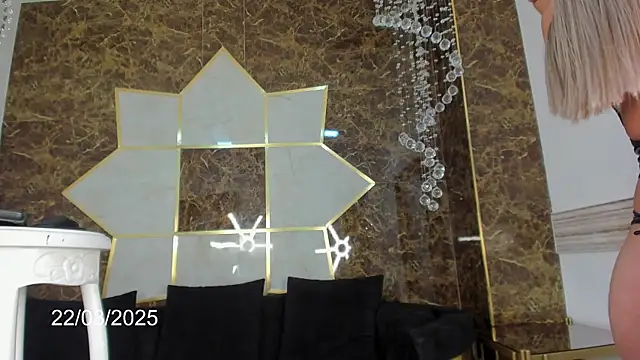 Charlie Doll online show from 22, 3, 2025