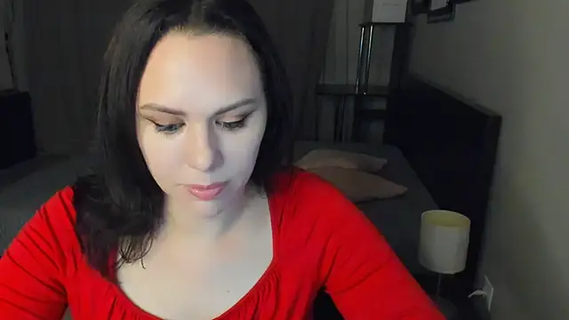 Snapshot of MollyCheiz chatting on 12, 9, 2025 MollyCheiz online show from 12, 9, 2025