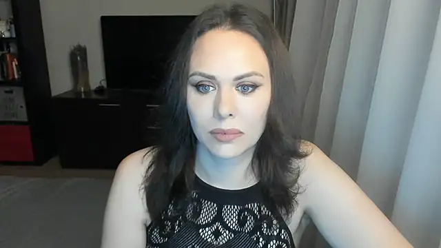 MollyCheiz online show from 30, 11, 2025