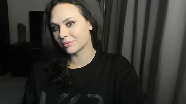 MollyCheiz online show from 19, 4, 2026