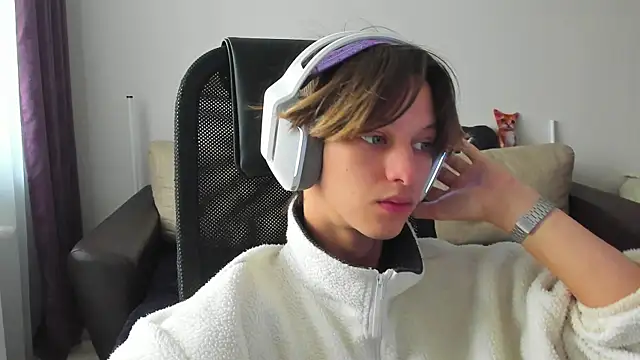 Ostin meow online show from 2, 10, 2025