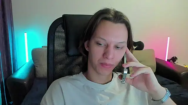 Ostin meow online show from 8, 4, 2026