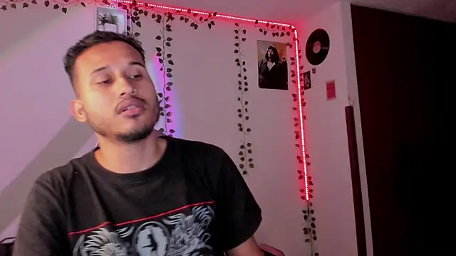 Raf brunette online show from 15, 2, 2025