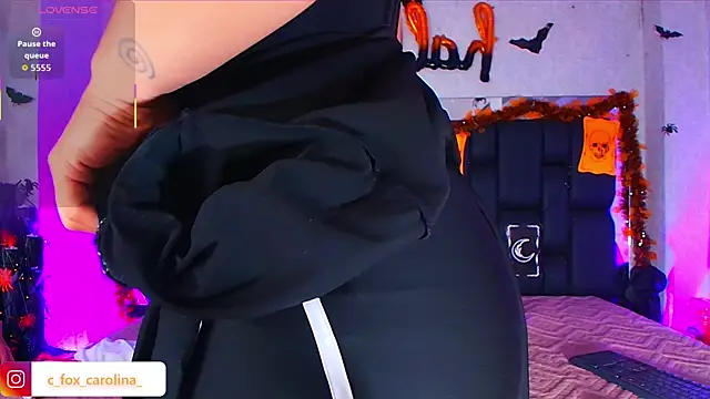 canela oss online show from 15, 10, 2025