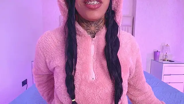 canela oss online show from 10, 11, 2025