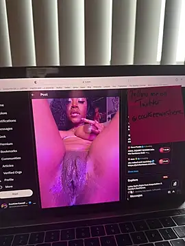 Snapshot of CookieeKawaiix chatting on 19, 2, 2025 CookieeKawaiix online show from 19, 2, 2025