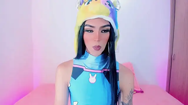 Ashley Reminton online show from 9, 3, 2025