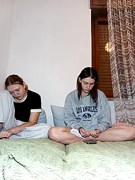 ella grays online show from 1, 11, 2025