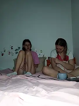 Snapshot of ella_grays chatting on 13, 6, 2026 ella grays online show from 13, 6, 2026
