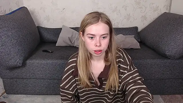 Snapshot of sofiaa_here chatting on 8, 5, 2026 sofiaa here online show from 8, 5, 2026