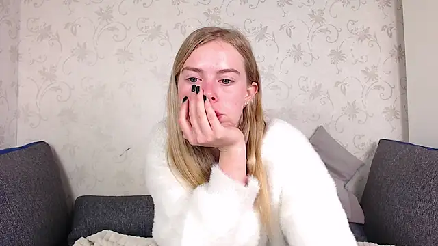 Snapshot of sofiaa_here chatting on 17, 5, 2026 sofiaa here online show from 17, 5, 2026