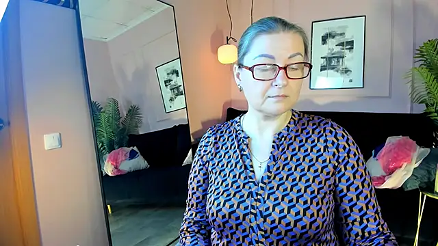 AlexandraKind online show from 22, 12, 2025