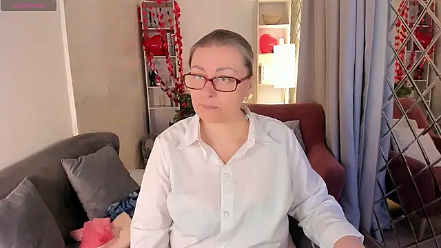 Snapshot of AlexandraKind chatting on 22, 2, 2026 AlexandraKind online show from 22, 2, 2026