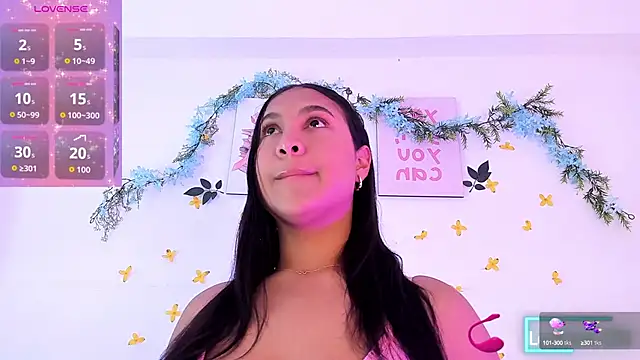  karenestrada online show from 8, 10, 2025