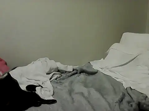 Snapshot of housewife_shantie chatting on 7, 11, 2025 housewife shantie online show from 7, 11, 2025