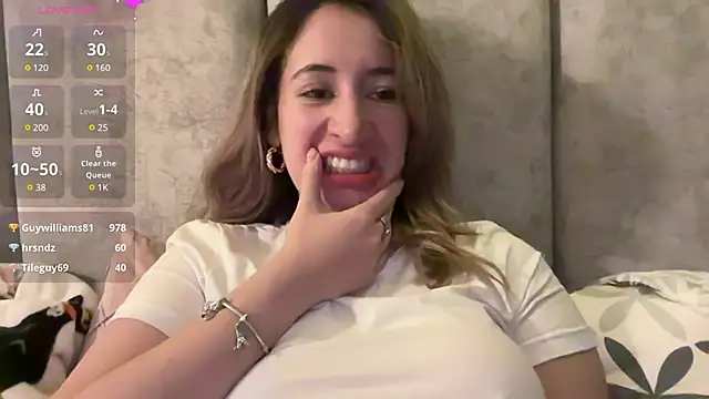 Snapshot of Gabby_cruz_ chatting on 15, 12, 2024 Gabby cruz  online show from 15, 12, 2024