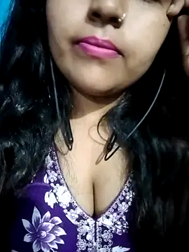 Love-Veronica online show from 25, 2, 2026