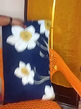 Snapshot of Sexy_Radhikaa chatting on 13, 11, 2025 Sexy Radhikaa online show from 13, 11, 2025