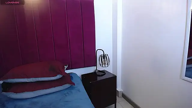 Snapshot of Kylee28 chatting on 30, 12, 2024 Kylee28 online show from 30, 12, 2024