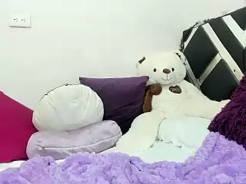Snapshot of macarenaawills chatting on 24, 1, 2025 macarenaawills online show from 24, 1, 2025