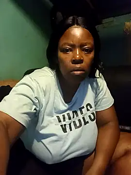 Snapshot of curvyloneah75 chatting on 25, 2, 2025 curvyloneah75 online show from 25, 2, 2025