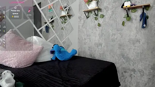 Snapshot of Megan_sophia2 chatting on 5, 3, 2025 Megan sophia2 online show from 5, 3, 2025