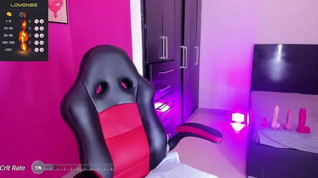 Evangeline johns online show from 18, 1, 2025