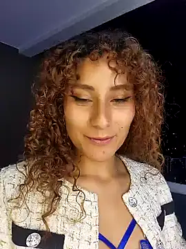 Snapshot of varenkaivanova_22 chatting on 6, 12, 2024 varenkaivanova 22 online show from 6, 12, 2024