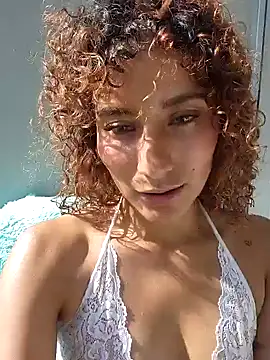 Snapshot of varenkaivanova_22 chatting on 18, 12, 2024 varenkaivanova 22 online show from 18, 12, 2024