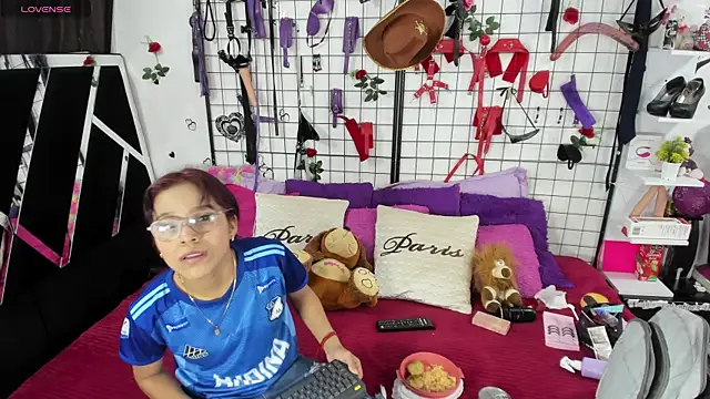 Snapshot of thedream_girls chatting on 10, 6, 2026 thedream girls online show from 10, 6, 2026