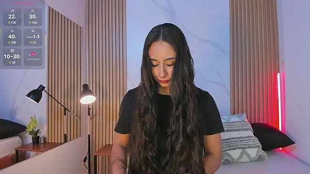 Julia Martinez  online show from 18, 2, 2026